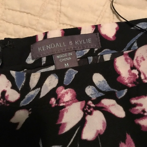 Pants - Picture 2 of 4